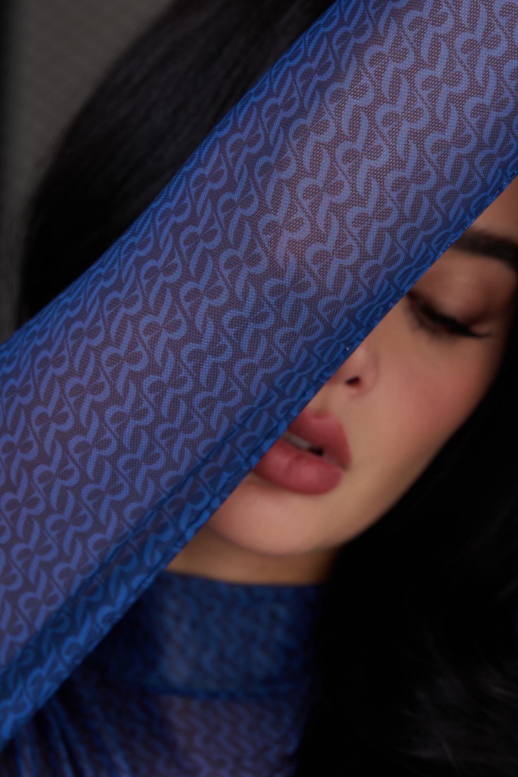 MESH AURA
